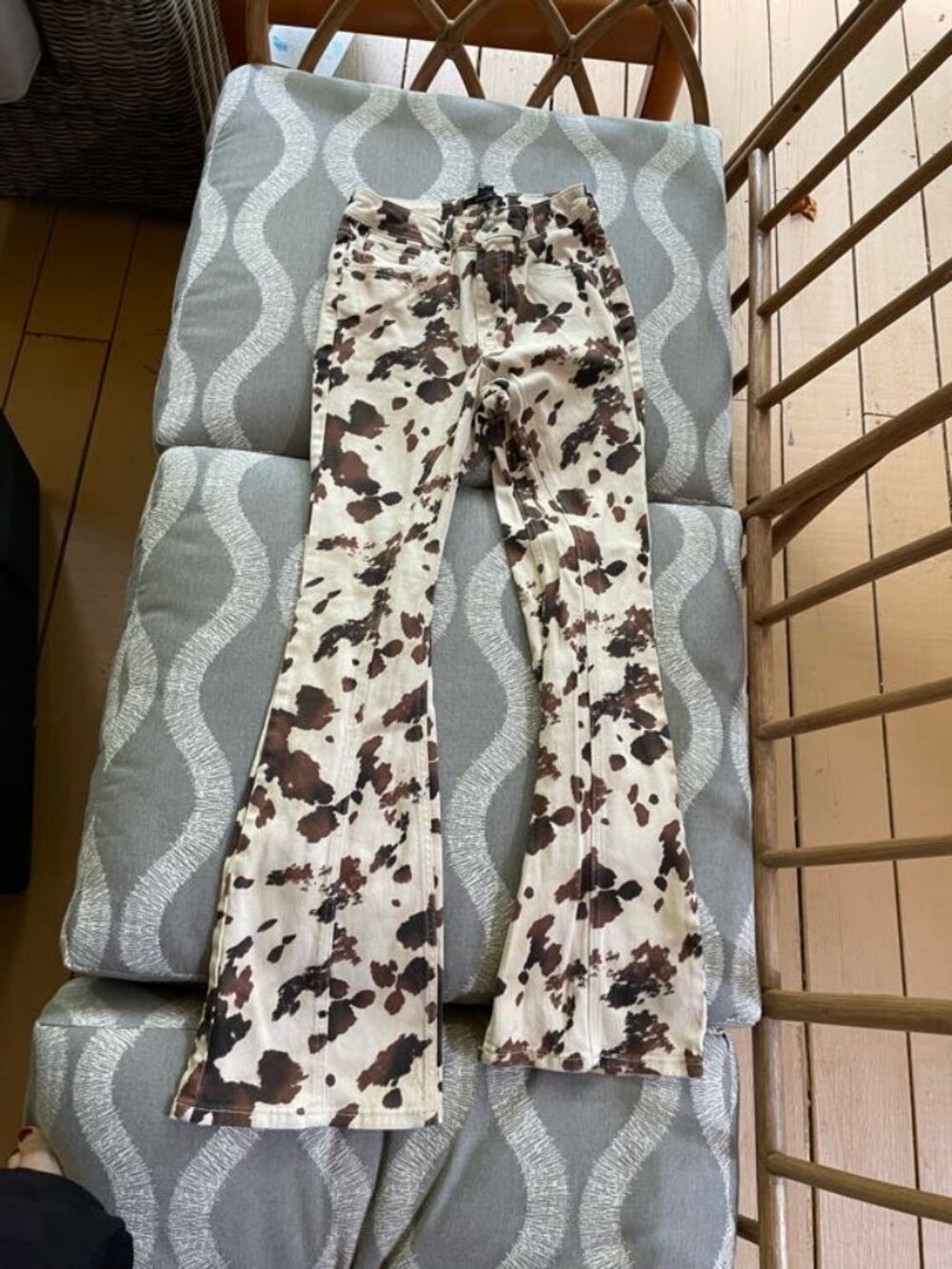 Forever 21 Cow Print Jeans Size 27